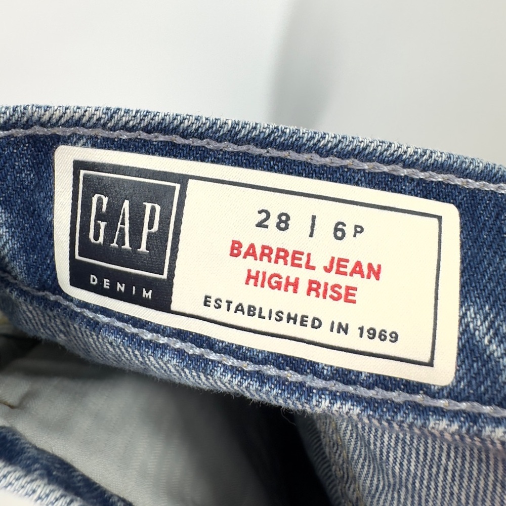 Gap High Rise Barrel Jeans Womens Size 28/6 Petite Light Indigo Wash - Picture 5 of 11